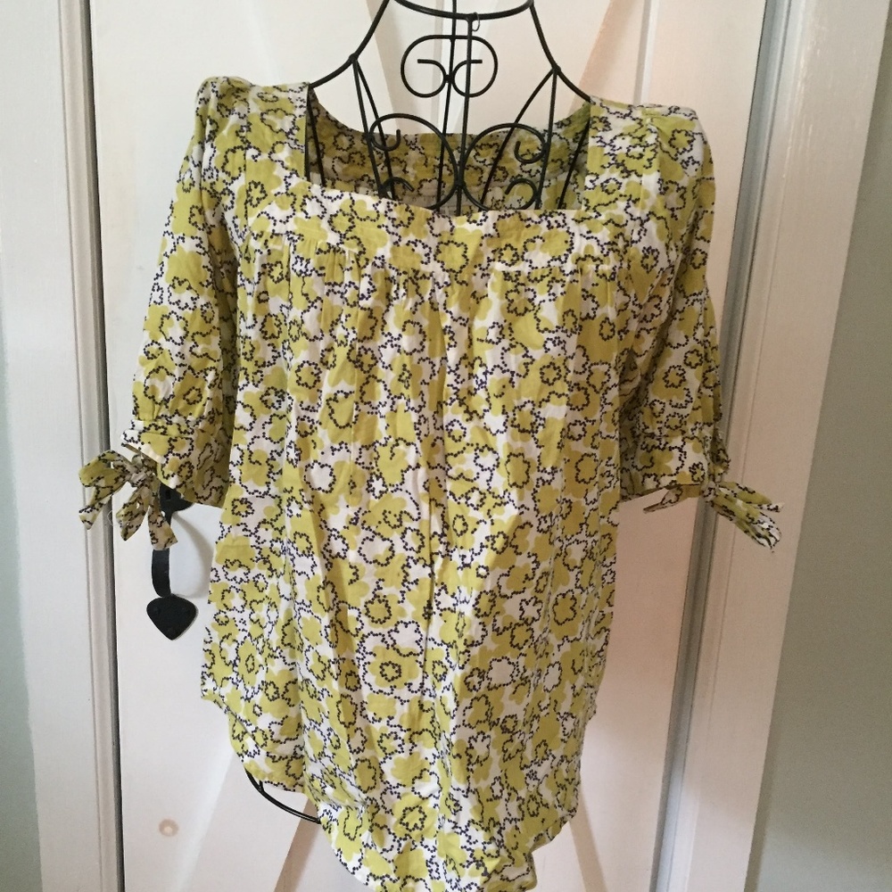 Chartreuse Blouse with Navy and White Pattern